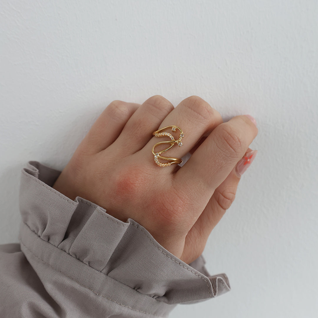 Energy Love Ring - Polished Gold Plated Sterling Silver with 20 white Topas