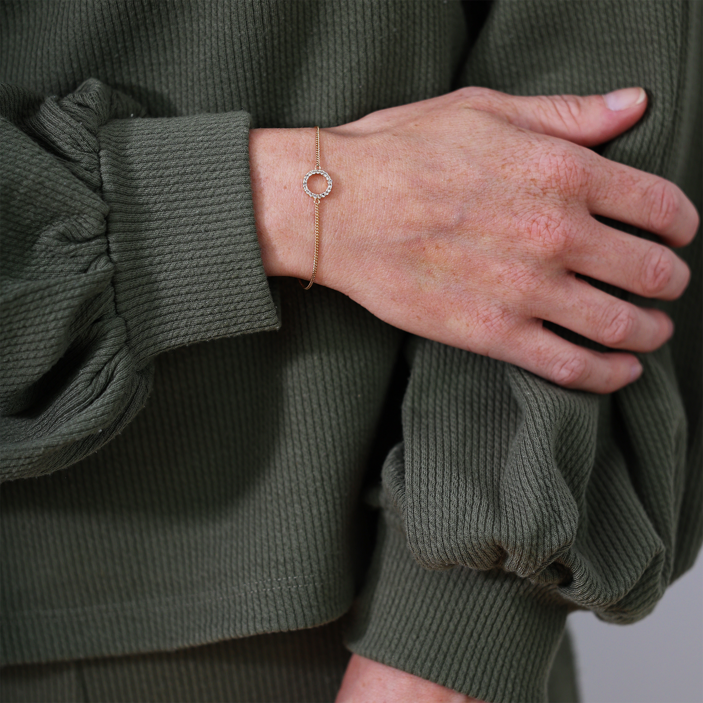 Sparkling Circle Bracelet - CHRISTINA