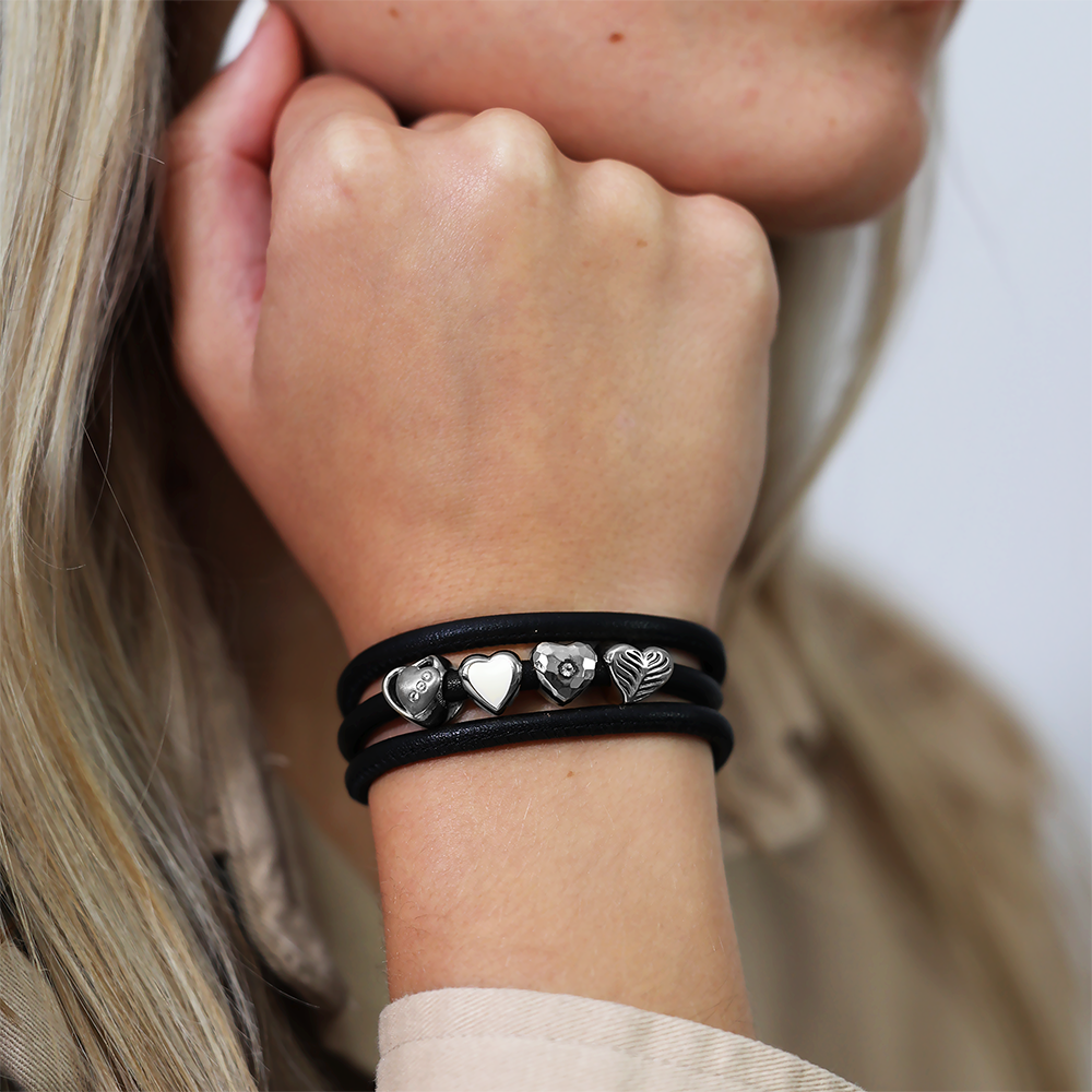 2-Hearts Charms with sølvBracelet - CHRISTINA