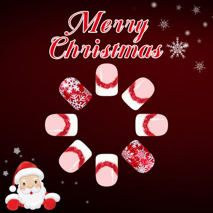 Kurze, glänzende, eckige Nägel – neue Weihnachtsmaniküre im weißen French-Stil