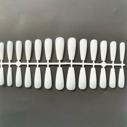 Nicht abfärbende künstliche Fingernägel