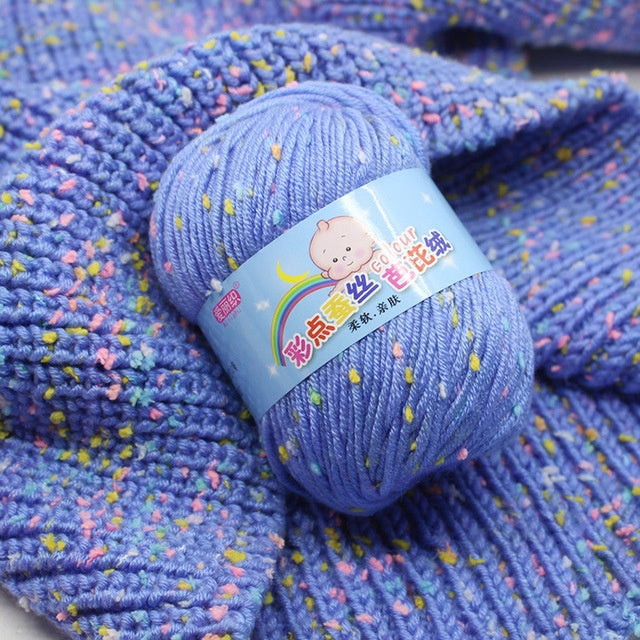 Wool scarf and cashmere yarn