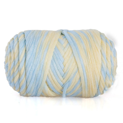 Handgewebte Hausschuhe aus dicker Wolle mit dickem Garnkern und Baumwollgarnknäuel