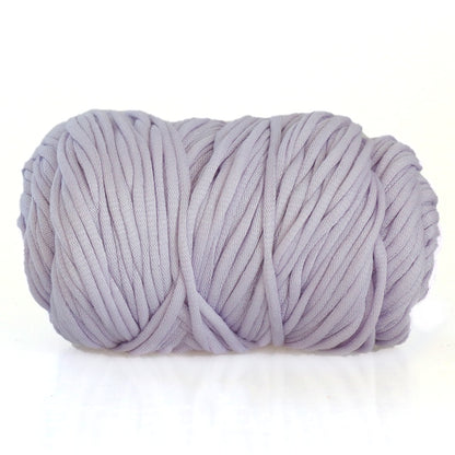 Handgewebte Hausschuhe aus dicker Wolle mit dickem Garnkern und Baumwollgarnknäuel