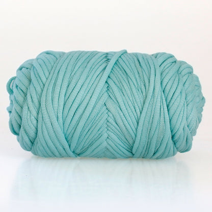 Handgewebte Hausschuhe aus dicker Wolle mit dickem Garnkern und Baumwollgarnknäuel