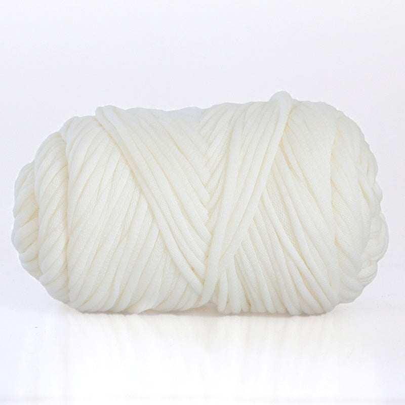 Handgewebte Hausschuhe aus dicker Wolle mit dickem Garnkern und Baumwollgarnknäuel