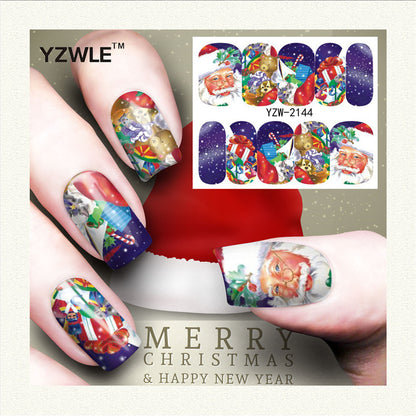 Nagelsticker mit rotem Schneeflocken-Hirsch-Schneemann-Motiv