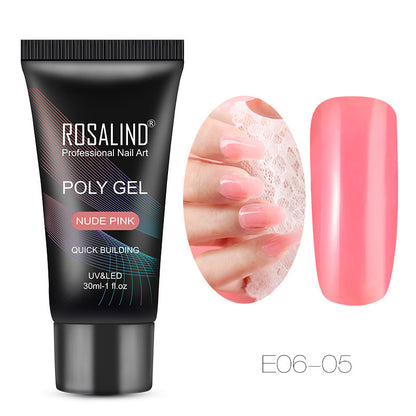 Kristallnagelmodell Nagelverlängerung