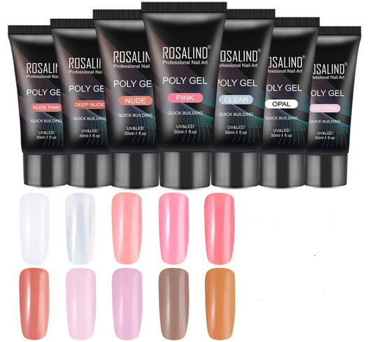 Kristallnagelmodell Nagelverlängerung