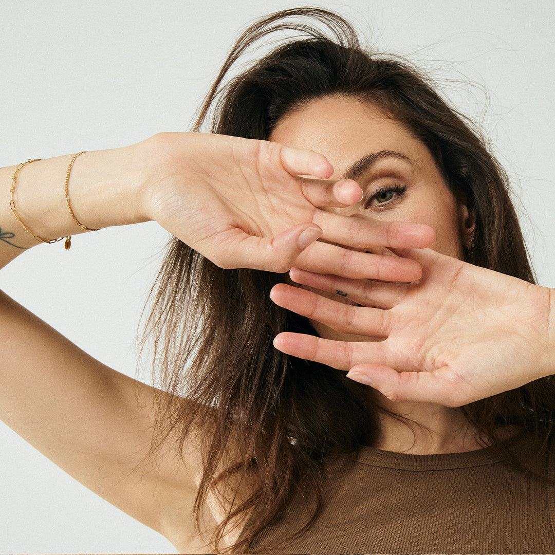 Shiny Links Bracelet - Polished Gold Plated Sterling Silver with 3 white