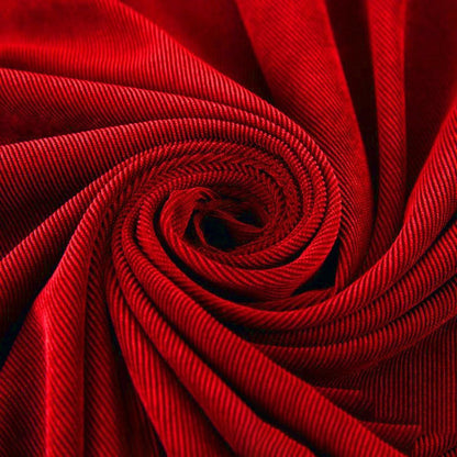 Modische Kleidung Hosenanzug mit Punkten aus Cord