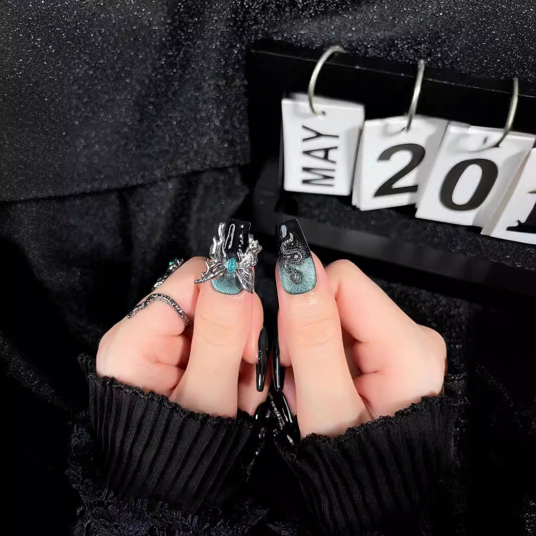 Metall-Schmetterlings-Kunstnägel, abnehmbar, handgefertigt, tragbar