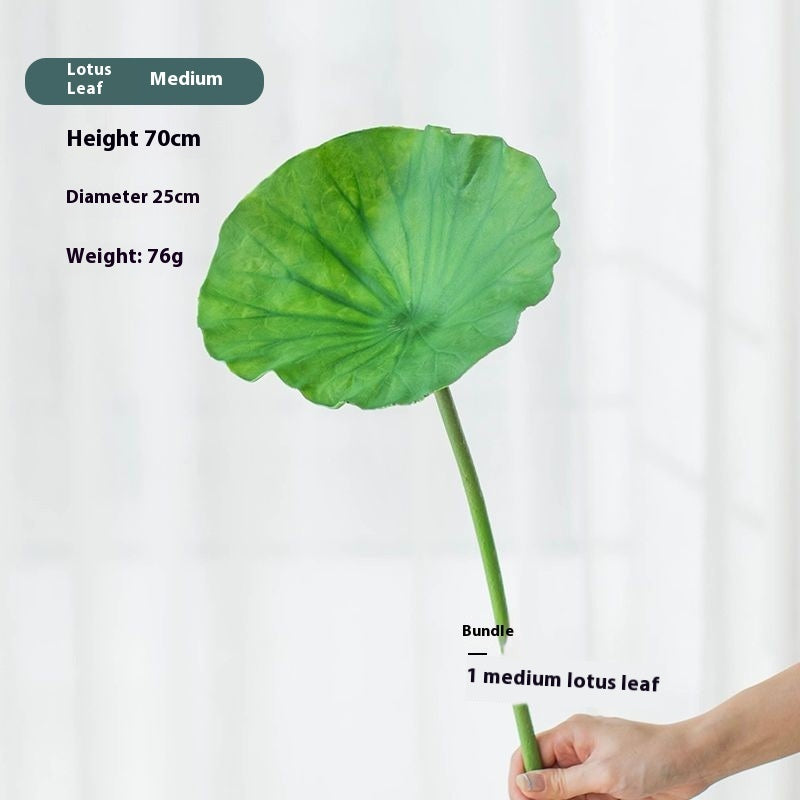 Nachbildung von Lotusblumen (Lotus-Schoten)