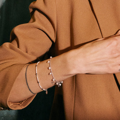 Magic Pearl Bracelet - Sterling Silver with 26 white Ferskvandsperler