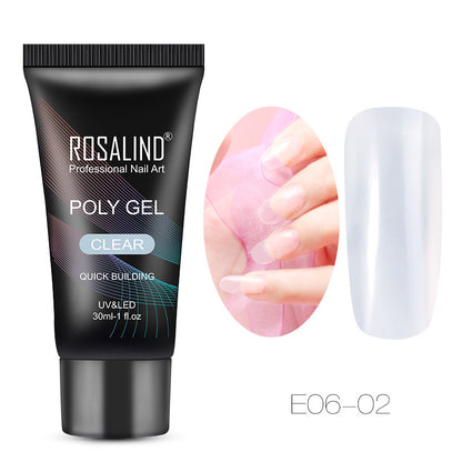 Kristallnagelmodell Nagelverlängerung