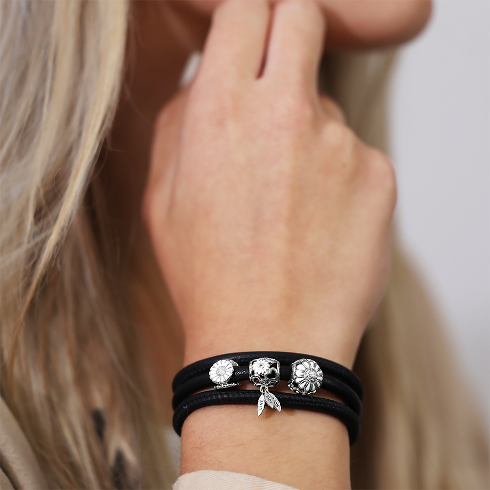Marguerite Charms with sølvBracelet - CHRISTINA