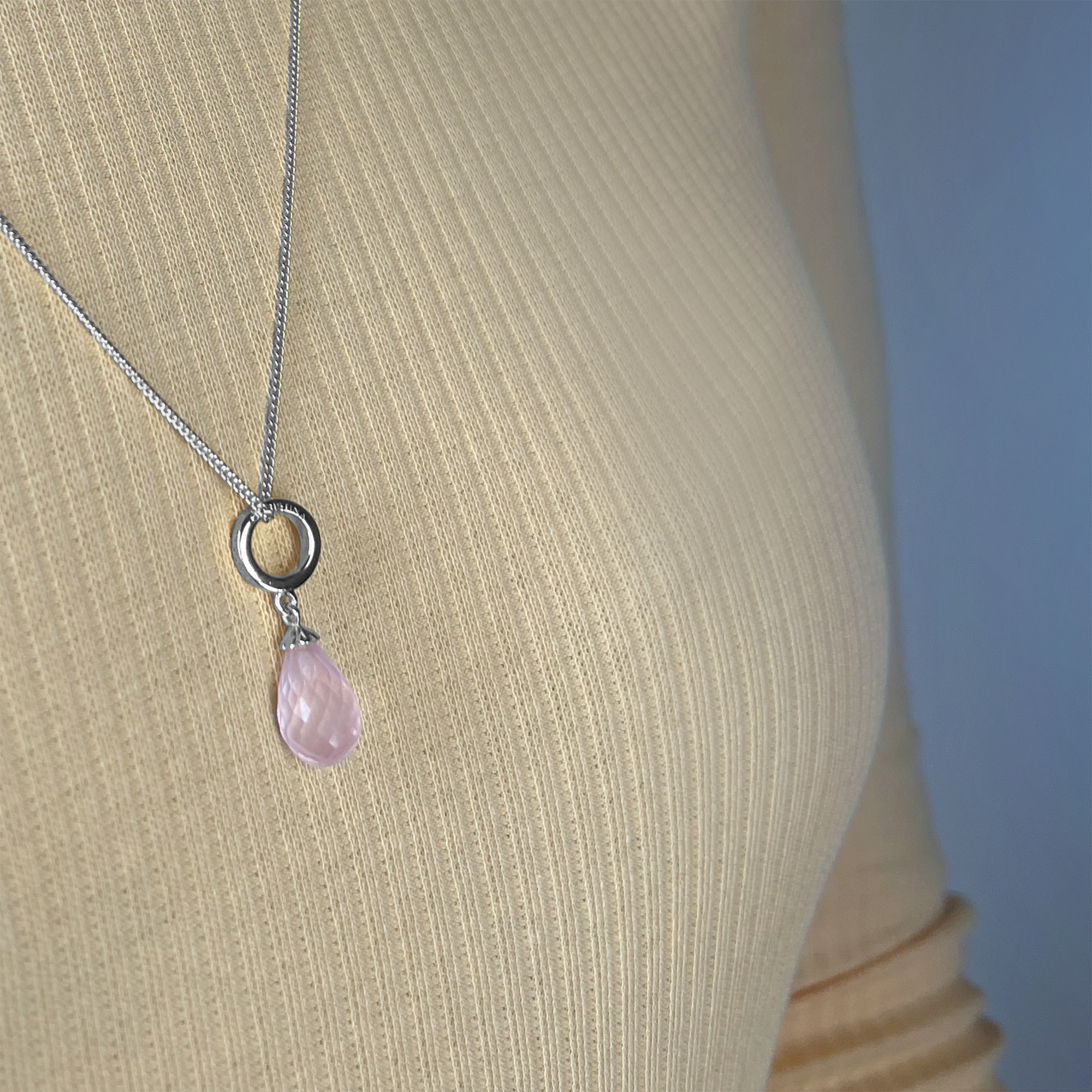 Necklace m Rosa Quartz drop  sølv - CHRISTINA