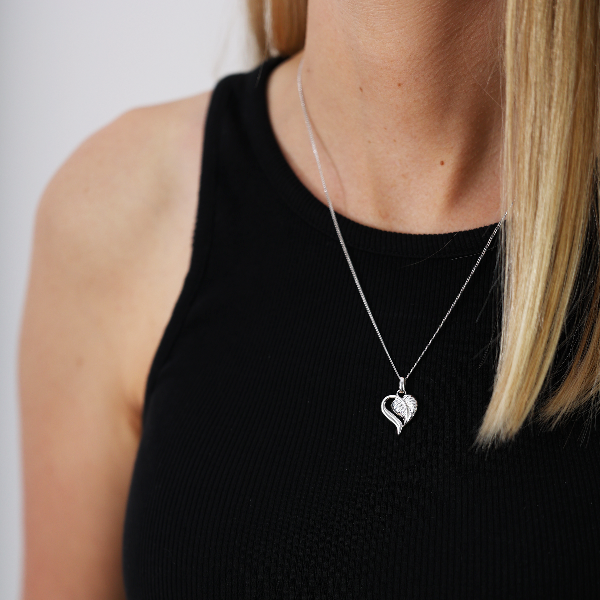 Leaf of Love Earring Pendant - CHRISTINA