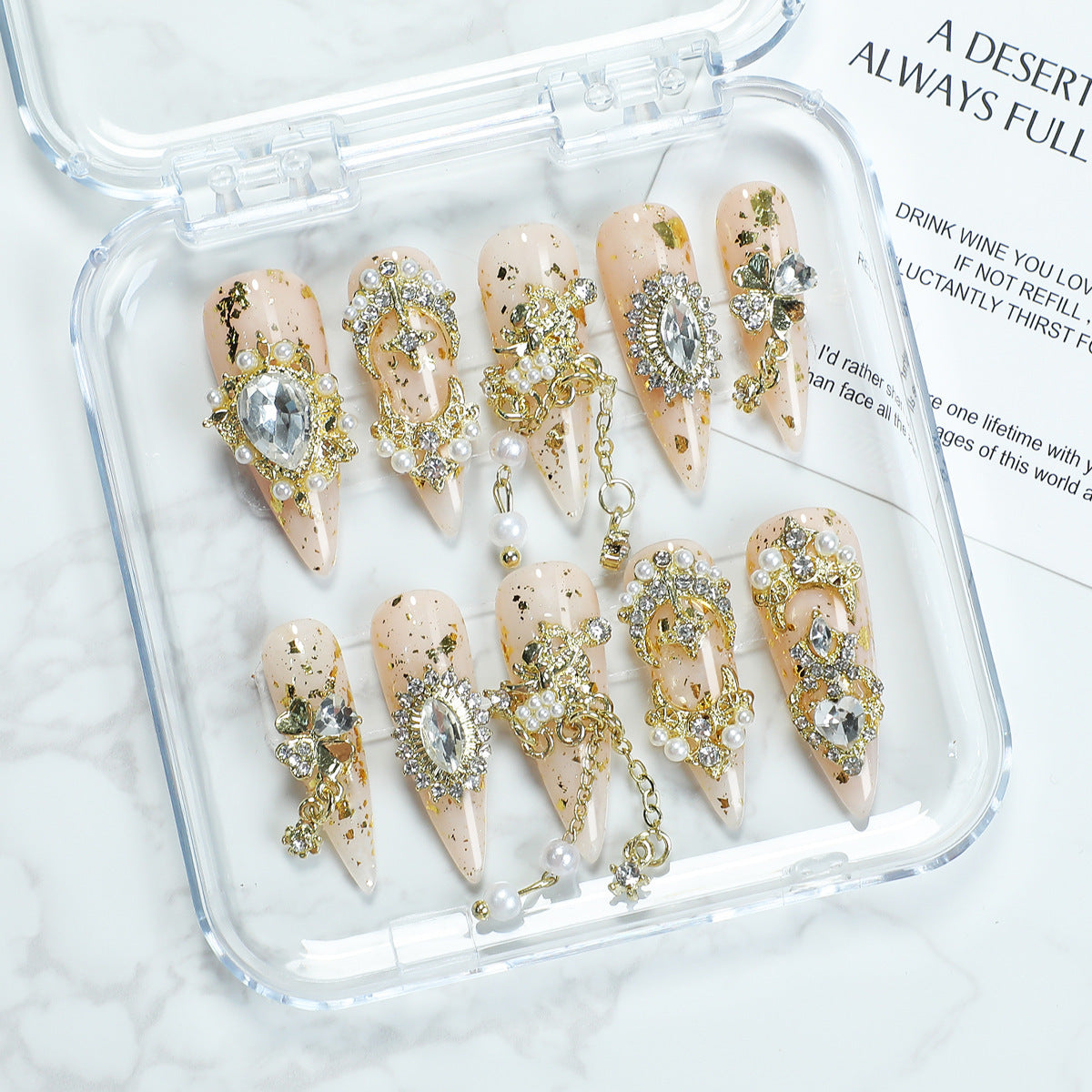 Metall, Schwerindustrie, Goldene Perle, Verschleißnagel, Rein handgefertigt