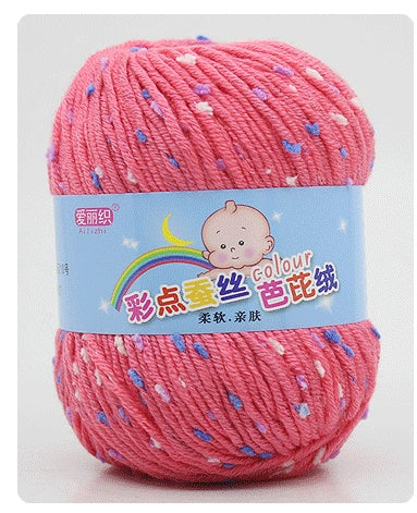 Wool scarf and cashmere yarn