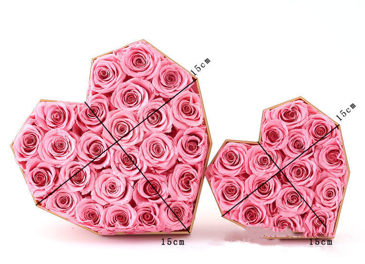 Valentinstag-Geschenkbox zum Göttinnentag und Geburtstag für die Freundin mit konservierten Blumen und Rosen