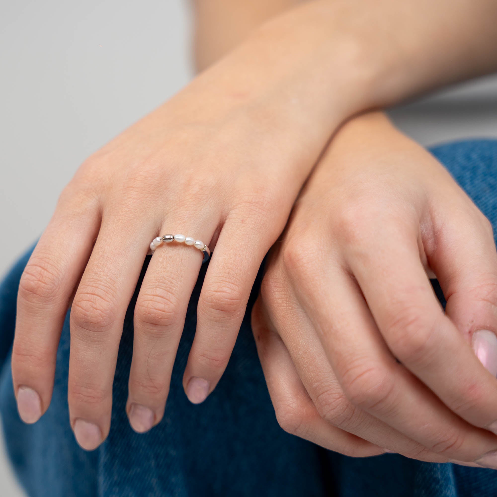 Magical Pearls Ring - Sterling Silver with 6 white Freshwater pearls