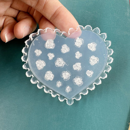 Silikon-Manikürform mit Blumenmotiv (nicht weißlich)