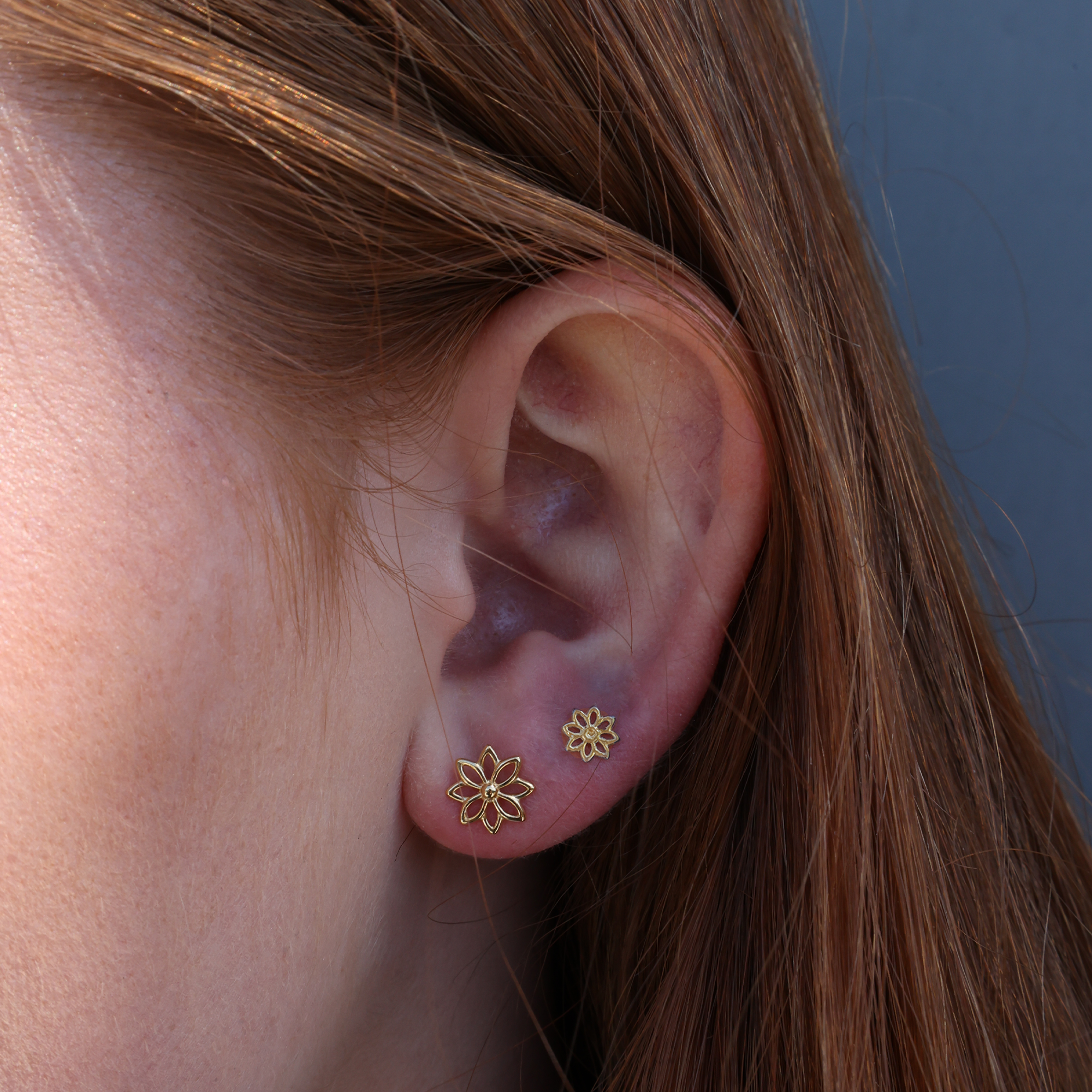 Simple Flower Simple Earring Stud / Single Stud - Polished Gold Plated Sterling Silver