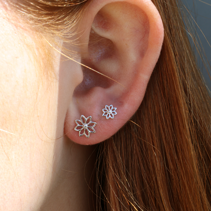 Simple Flower Simple Earring Stud / Single Stud - Polished Sterling Silver