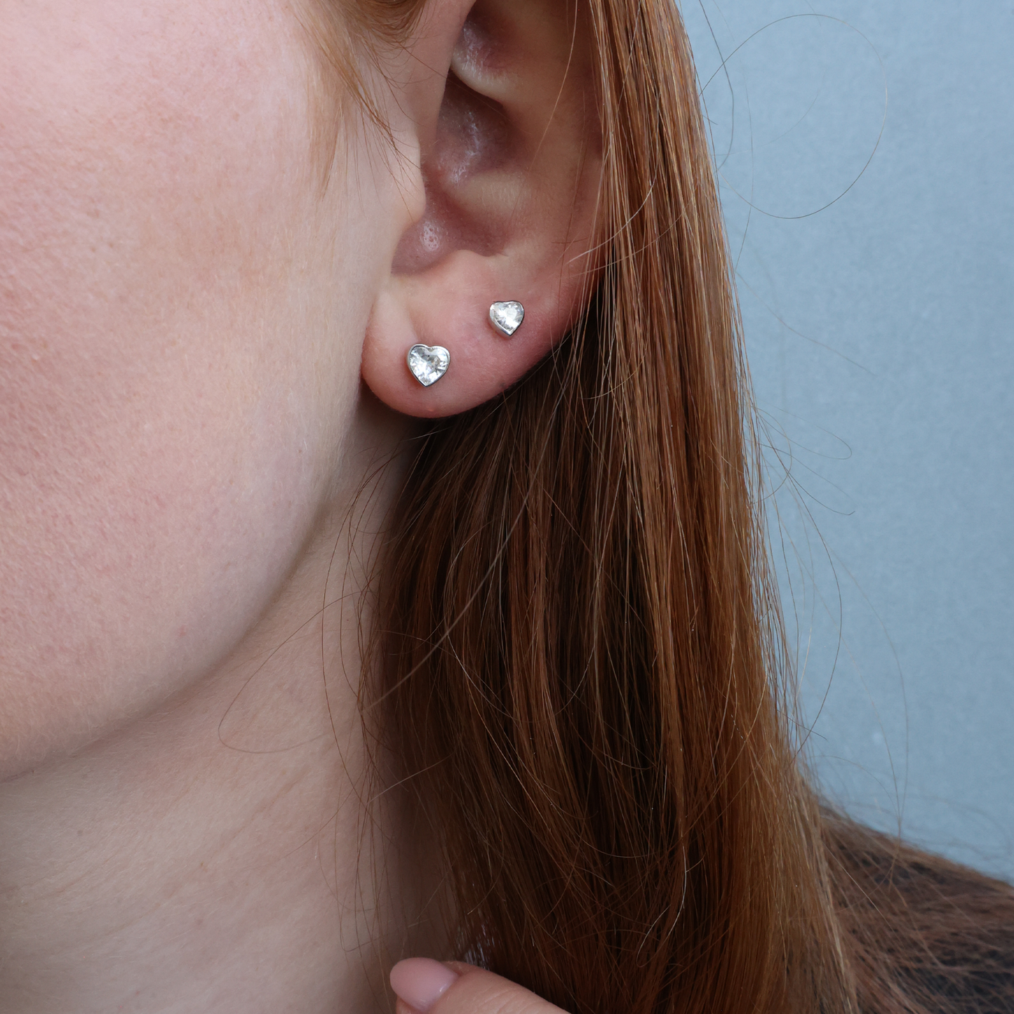 Sparkling Love Stud Earrings - Polished Sterling Silver with 2 white Cubic Zirkonia