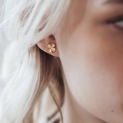 FoWatch Leaf Clover Stud Earrings - Brushed Gold Plated Sterling Silver