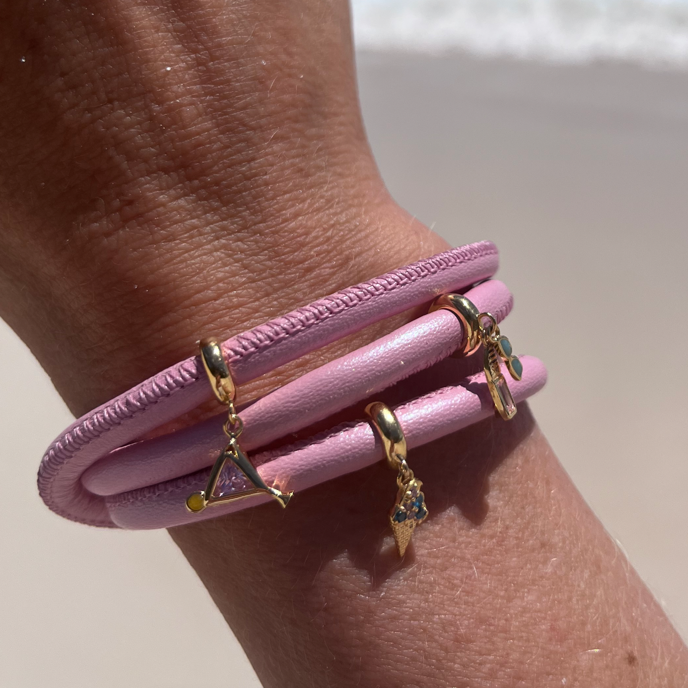 Surfboard Limited Edition - Charm 4 mm with Bracelet - Polished Sterling Silver with 1 Cubic Zirconia