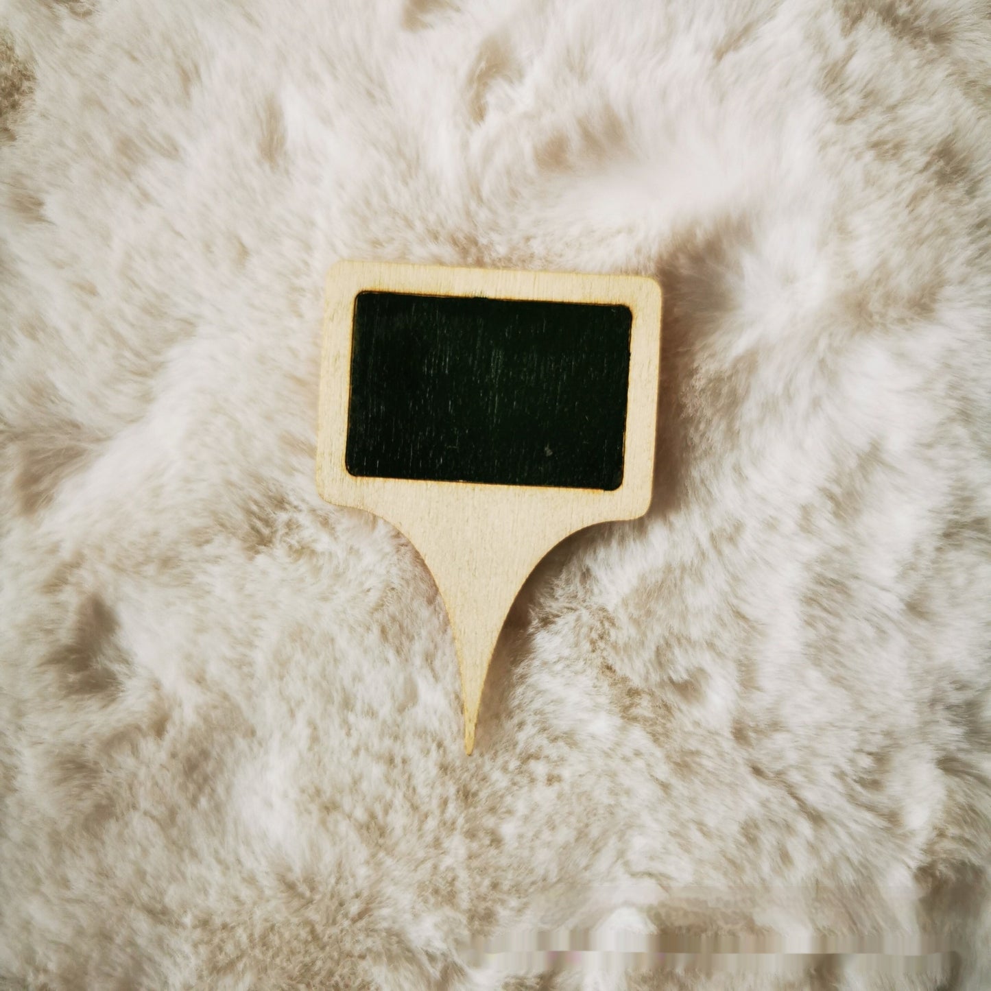 Kleines kleines Holzbrett-Kuchen-Etikett, Käse-Preisschild-Quadrat-Holzstück-Einsatz