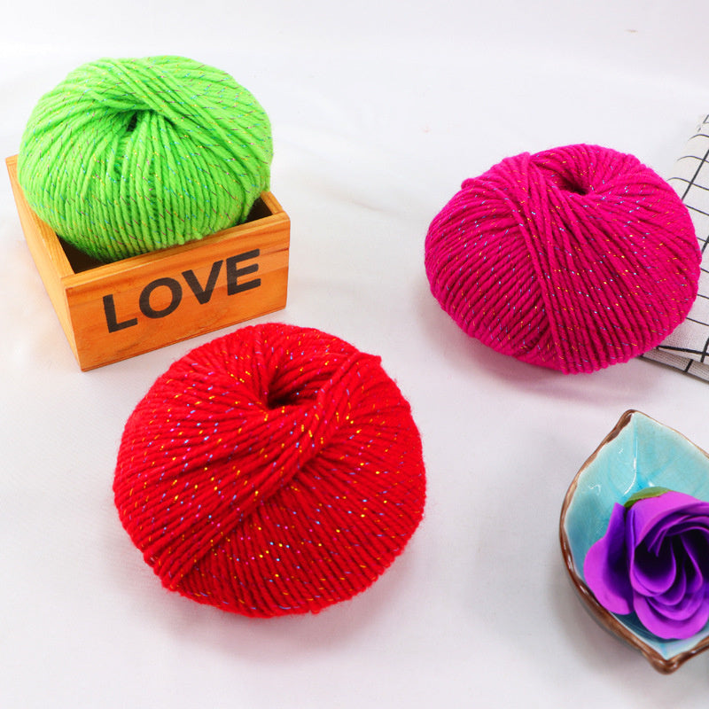 Handgestricktes Hausschuhkissen aus Acrylgarn