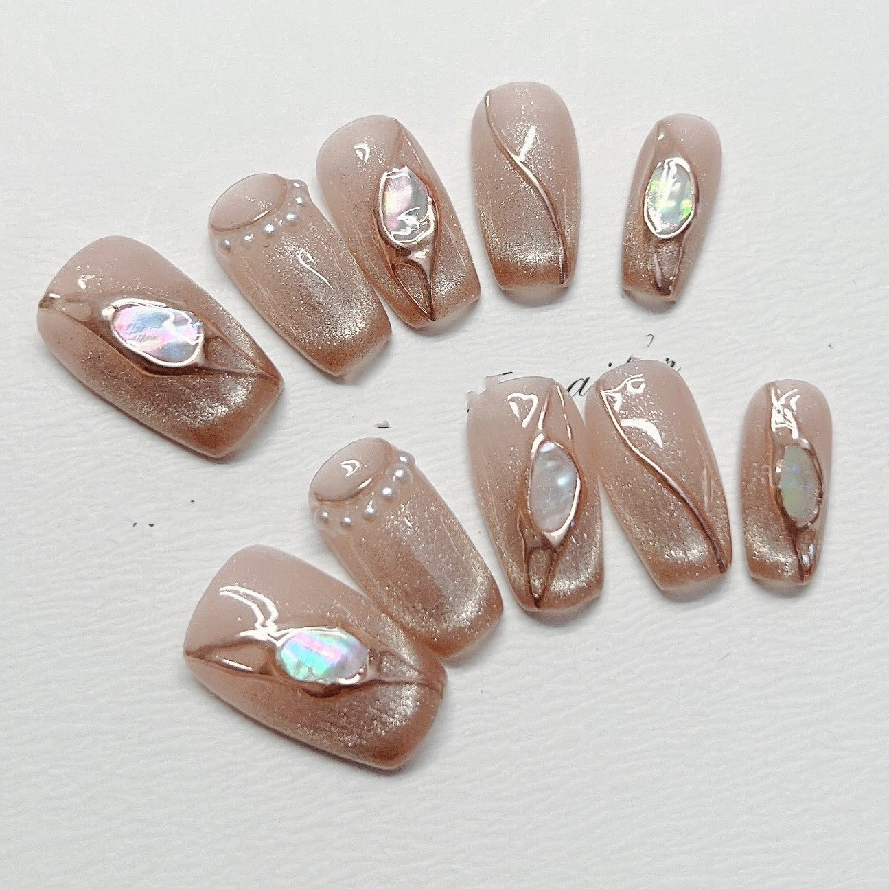 Stereo Retro Cat's Eye Fake Nails
