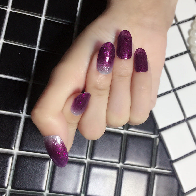 Nagelsticker mit Zwiebelpuder-Farbverlauf für Internetstars