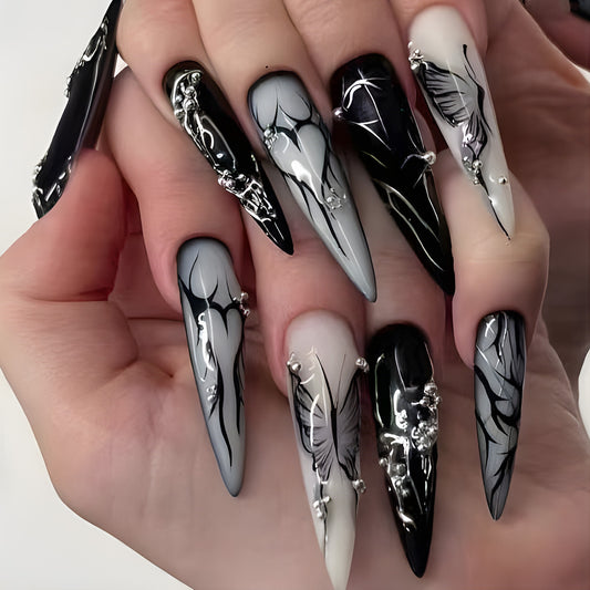 Dunkle, coole, würzige Punk-Nagelsticker im europäischen und amerikanischen Stil mit Schmetterlingsmotiv – tragbare künstliche Nägel