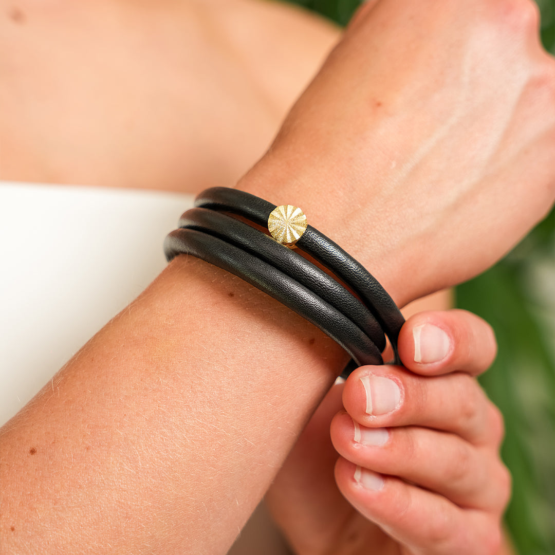 Sparkling Sunrays Charm 6 mm for Classic Leather Bracelet – Gold-Plated Sterling Silver